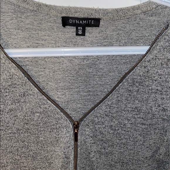 Grey long sleeve zippered shirt - Picture 2 of 4